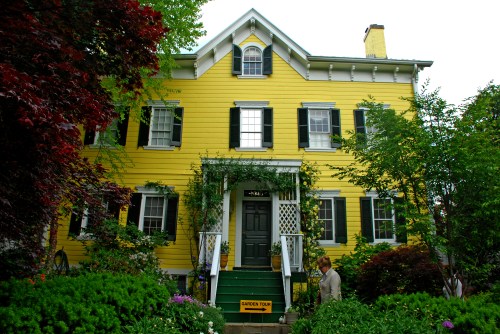 1500 block of 35th St.